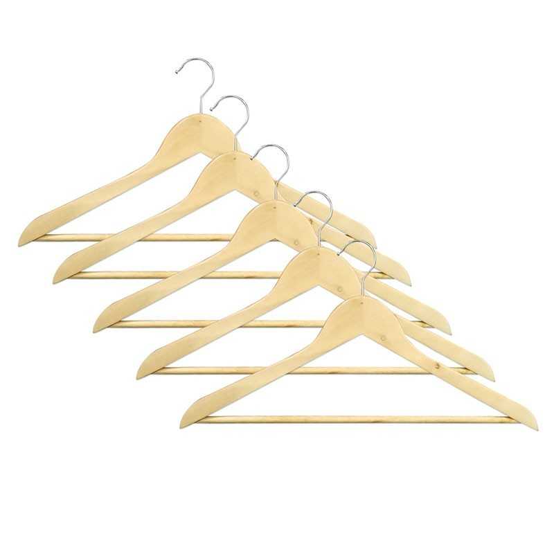 Cintres bois x5 niveau b en display Cintres bois x5 niveau b en display